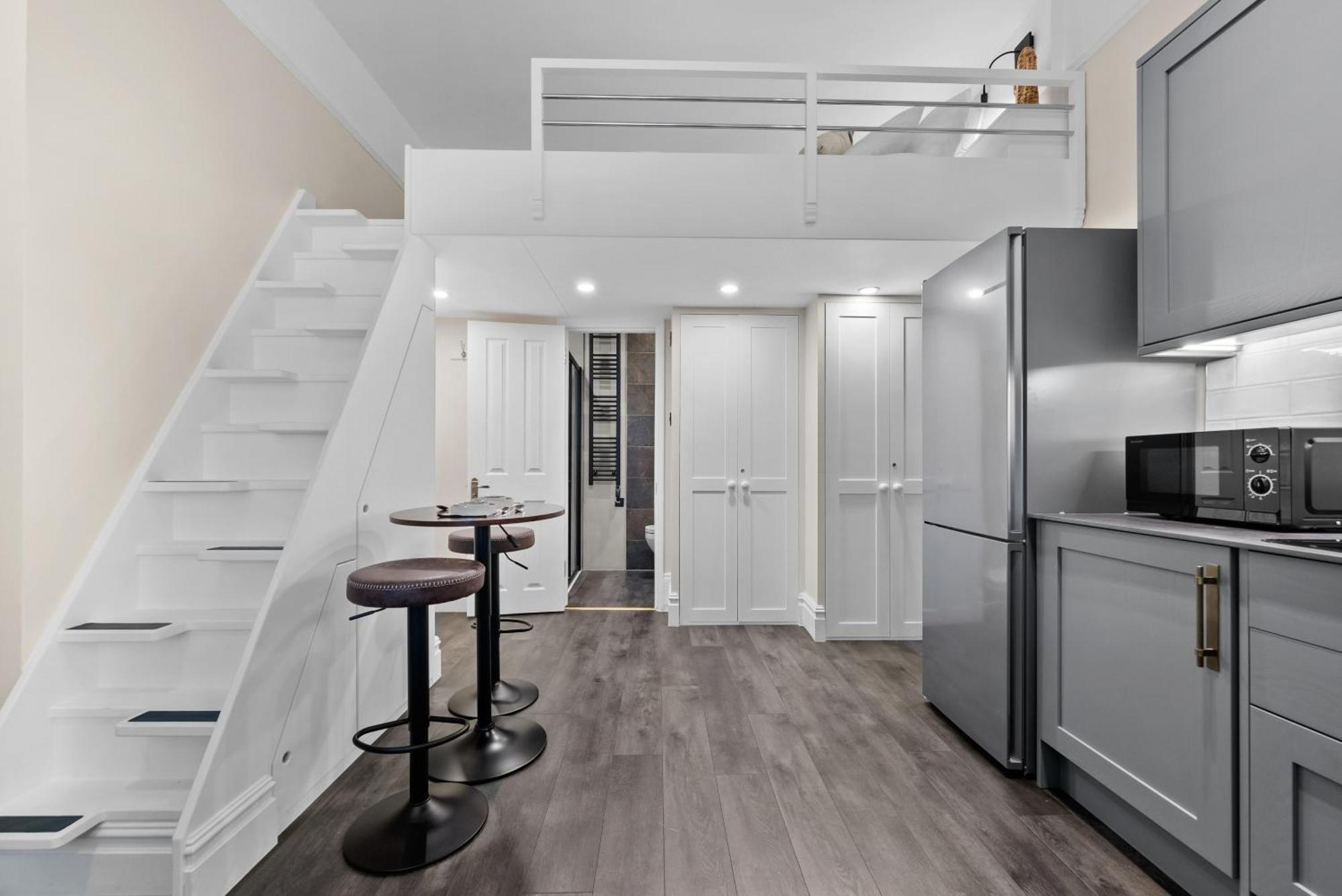 Vichy - The Hampstead Star | Prime Location Apartment ลอนดอน ภายนอก รูปภาพ